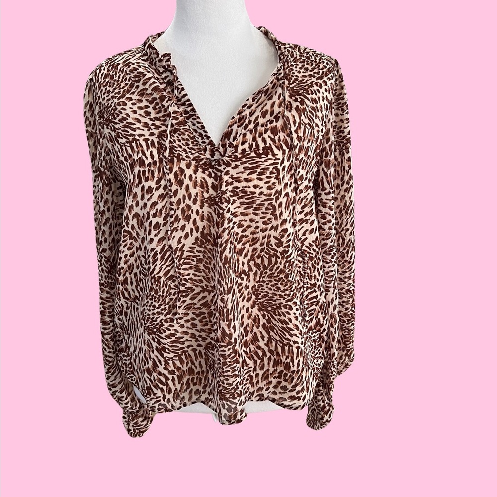Jessica Simpson NWT Sand-shell Leopard Swirl blouse size small